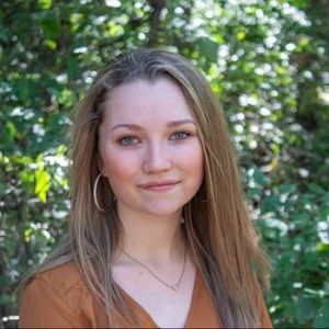 Meet your Posher, Peri